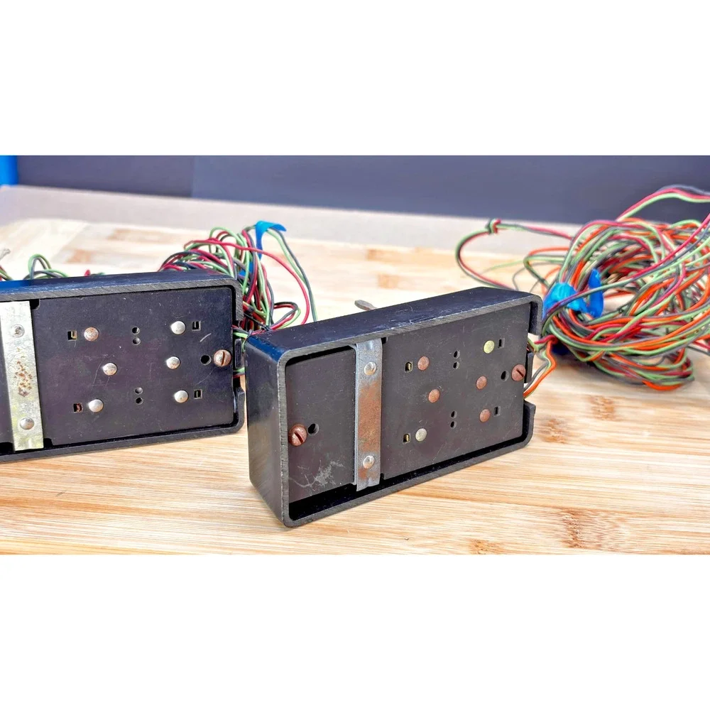 Vintage Lionel O27 Switch Controllers Dual Lever Bakelite Pair Untested